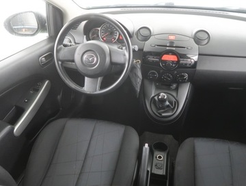 Mazda 2 II Hatchback 3d Facelifting 1.3 MZR 75KM 2011 Mazda 2 1.3 i, Klima,ALU, zdjęcie 6