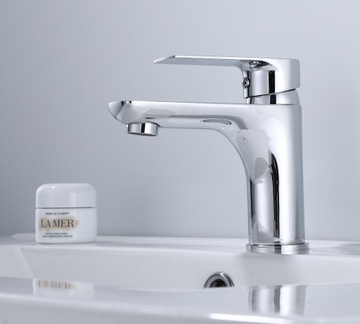 SANOS хромированный смеситель для умывальника