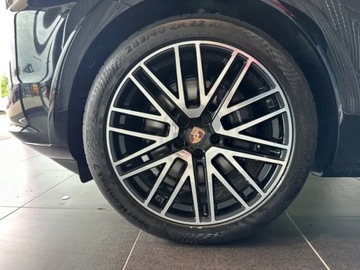 Porsche Cayenne III SUV Plug-In Facelifting 3.0 470KM 2025 PORSCHE Cayenne E-Hybrid Black Edition Suv 3.0 (470KM) 2025, zdjęcie 4