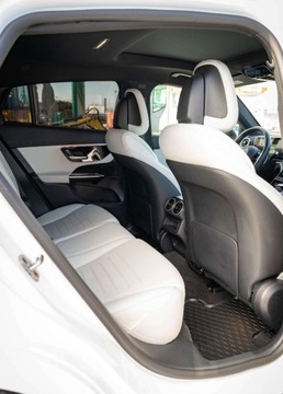 Mercedes GLC C254/X254 Coupe 2.0 300 258KM 2023 Mercedes-Benz GLC Mercedes-Benz Klasa GLC 300 4Matic 2.0 258KM 2.0 Benzyna, zdjęcie 16