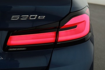 BMW Seria 5 G30-G31 2021 BMW 5 530e xDrive, Salon Polska, Serwis ASO, 4X4, zdjęcie 21