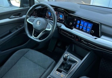 Volkswagen Golf VIII Variant 1.5 TSI 130KM 2022 Volkswagen Golf Variant Life, FV 23, ACC, Ambiente, Indukcja, Digital, Asy, zdjęcie 15
