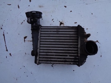 CHŁODNICA INTERCOOLER LEWY SUPERB 1 I 2.5 TDI