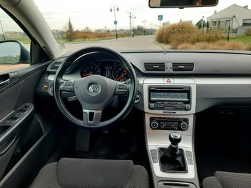 Volkswagen Passat B7 Limousine 1.4 TSI 122KM 2010 Volkswagen Passat ZadbanyBlueMotion SerwisRata490, zdjęcie 9