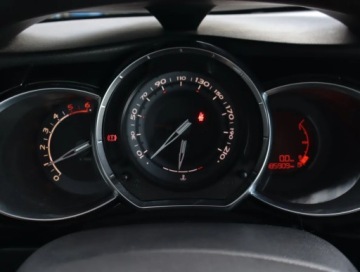 DS 3 Hatchback (Citroen) 1.6 HDi 92KM 2010 Citroen DS3 1.6 HDi, Klima, Tempomat,ALU, zdjęcie 10