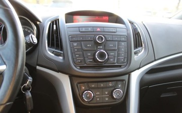 Opel Zafira C Tourer 2.0 CDTI ECOTEC 165KM 2012 Opel Zafira 2.0D 165KM zadbana stan bdb orginalny lakier zarejestrowana 2.0, zdjęcie 27