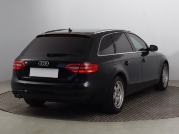 Audi A4 B8 Avant Facelifting 2.0 TDI 150KM 2014 Audi A4 2.0 TDI, Automat, Skóra, Navi, Xenon, zdjęcie 4