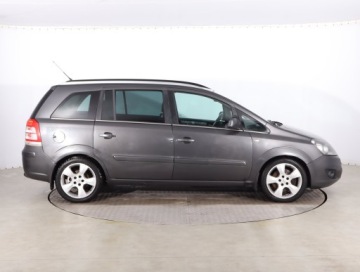 Opel Zafira B 1.7 CDTI ecoFLEX 125KM 2011 Opel Zafira 1.7 CDTI, 7 miejsc, Klima, Tempomat, zdjęcie 5