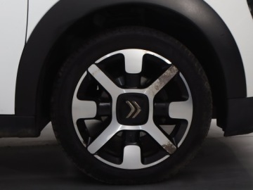 Citroen C4 Cactus Crossover 1.2 PureTech 110KM 2016 Citroen C4 Cactus 1.2 PureTech, Salon Polska, zdjęcie 14