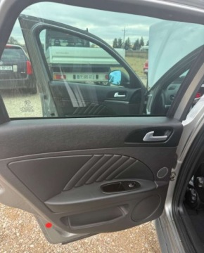 Alfa Romeo 159 Sportwagon 2.0 JTDM 16v 170KM 2010 Alfa Romeo 159 Alfa Romeo 159 2.0 JTDM 16V DPF Turismo 2.0 Diesel 170KM, zdjęcie 16