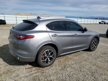 Alfa Romeo Stelvio 2021 Alfa Romeo Stelvio 2021 Alfa Romeo Stelvio Ti AWD 22.0 Benzyna 280KM, zdjęcie 3