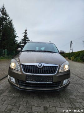 Skoda Roomster Mikrovan Facelifting 1.2 TSI 85KM 2013 Skoda Roomster 1.2 TSI Bogata Wersja 1.2 Benzyna 86KM, zdjęcie 3