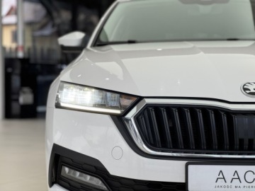 Skoda Octavia IV Kombi 2.0 TDI 150KM 2021 Skoda Octavia Ambition / Kamera cofania / CarPlay/, zdjęcie 34