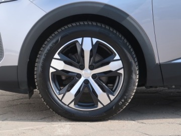 Peugeot 3008 II Crossover Facelifting  1.2 PureTech 130KM 2022 Peugeot 3008 1.2 PureTech, Salon Polska, zdjęcie 14