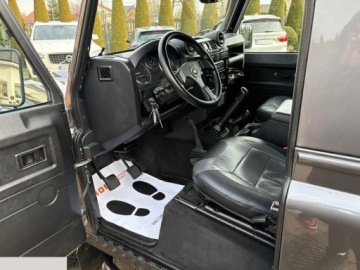 Land Rover Defender III 90 Station Wagon 2.2 TD4 122KM 2016 Land Rover Defender Limited Edition 90 DPF E 122KM 2016r możliwa zamiana, zdjęcie 17