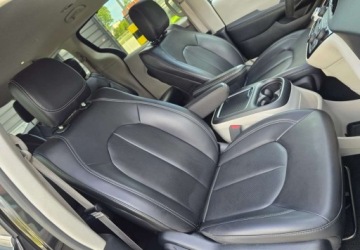 Chrysler Pacifica II 3.6 V6 291KM 2023 Chrysler Pacifica Chrysler Pacifica 3.6 Benzyna 291KM, zdjęcie 32