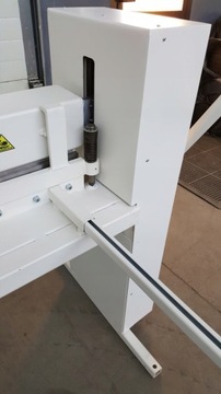 РУЧНЫЕ ГИЛЬОТИННЫЕ НОЖНИЦЫ ДЛЯ ЛИСТОВ 600 1,5