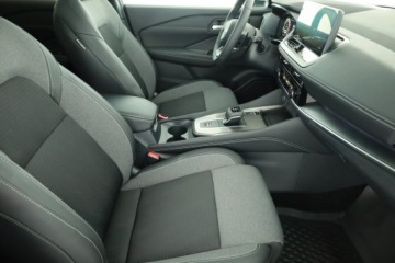 Nissan Qashqai III Crossover Facelifting 1.3 DIG-T MHEV 158KM 2025 Nissan Qashqai 1.3 DIG-T MHEV, 1. Właściciel, zdjęcie 6