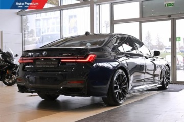 BMW Seria 7 G11-G12 Sedan Facelifting 3.0 750d 400KM 2020 BMW Seria 7 750d xDriveFV23Pakiet sportowy MSterowanie GestamiBMW Laserlig, zdjęcie 18