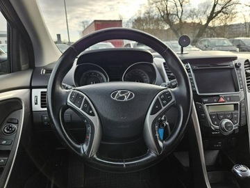 Hyundai i30 II Hatchback 5d 1.6 GDI 135KM 2015 Hyundai i30 1,6 benzyna 135KM nawigacja kamera, zdjęcie 9