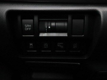 Subaru XV II Crossover 1.6i 114KM 2018 Subaru XV automat 4x4 navi grzane fotele kamera, zdjęcie 33