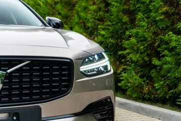 Volvo V90 II Plug-In Facelifting 2.0 T8 Plug-In Hybrid 455KM 2025 Volvo V90 Ultra Dark T8 AWD Plug-in hybrid (310 +, zdjęcie 9