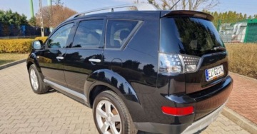 Mitsubishi Outlander II 2.0 DID DOHC 140KM 2007 Mitsubishi Outlander Mitsubishi Outlander 2.0 DI-D 4WD Invite 2.0 Diesel, zdjęcie 6