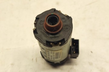 MOTOREK PŘEDNÍHO ZVEDÁK SEDADLA DODGE CHALLENGER COUPE L0372837AA 3.6L