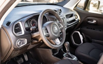 Jeep Renegade 2020 Jeep Renegade Jeep Renegade Face lifting 2.4 FWD 180KM 2.4 Benzyna 180KM, zdjęcie 8