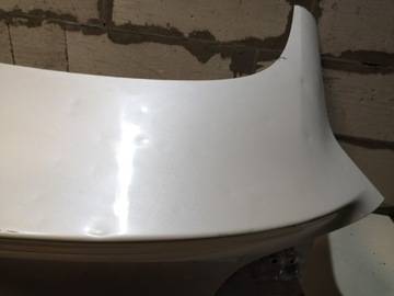 Klapa bagażnika Tesla III 3