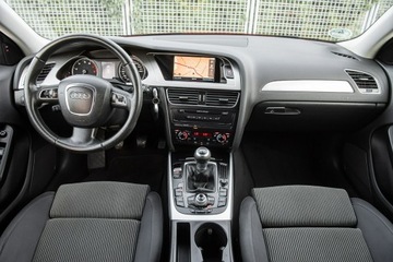 Audi A4 B8 Avant 1.8 TFSI 160KM 2009 Audi A4 Avant S-Line 1.8T 160KM Manual Navi, zdjęcie 4