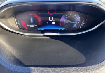 Peugeot 3008 II Crossover 1.2 PureTech 130KM 2018 Peugeot 3008 bezwypadekserwis asoALLUR BIZNESpanorama 1.2 Benzyna 130KM, zdjęcie 12