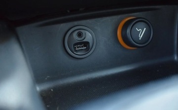 DS 4 I Hatchback Facelifting 2015 (Citroen) 1.6 BlueHDi 120KM 2015 Citroen DS4 Citroen DS4 BlueHDi 120 SampS SoChic 1.6 Diesel 120KM, zdjęcie 27