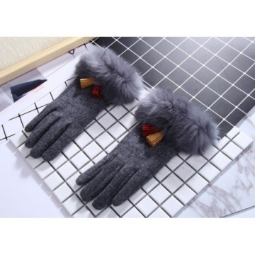 Перчатки утепленные GLAM FUR REK111SZ серые