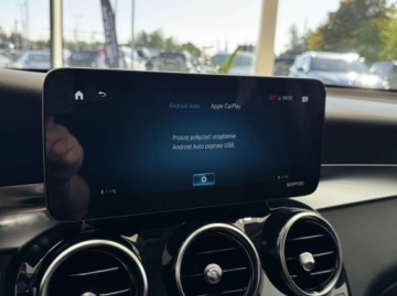 Mercedes GLC C253 SUV Facelifting 2.0 200d 163KM 2022 Mercedes-Benz GLC 200d 4-Matic Nawigacja Kamera cofania CarPlayAndroid, zdjęcie 29