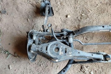 ZADNÍ NÁPRAVA VW JETTA CITY SEDAN 1K0605311 2.0L GASOLINE 85KW 2010