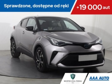 Toyota C-HR I Crossover 1.8 Hybrid 122KM 2019 Toyota C-HR 1.8 Hybrid, Salon Polska