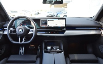 BMW Seria 5 G90-91 2023 BMW Seria 5 BMW 520d SedanPakiet sportowy MKamery 360Dostepne w BMW TEAM, zdjęcie 10