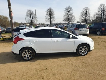 Ford Focus III Hatchback 5d 1.6 Duratec 85KM 2013 Ford Focus 1.6 86 Km Klimatronik, Elektryka, zdjęcie 3