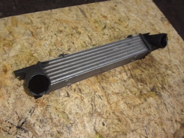 BMW 1 E81 E87 CHLADIČ INTERCOOLER 2.0D