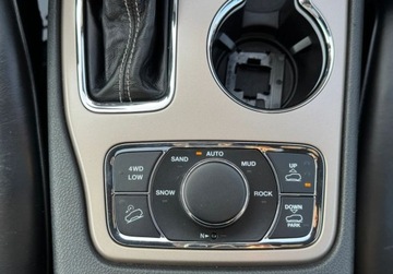 Jeep Grand Cherokee IV Terenowy Facelifting 2016 3.0 CRD 250KM 2017 Jeep Grand Cherokee 3.0 CRDI Summit Overland 4x4 Led Bixenon Skory Panorama, zdjęcie 19