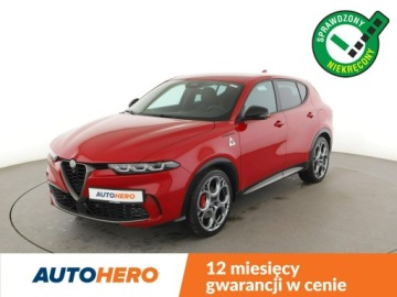 Alfa Romeo Tonale SUV PHEV 1.3 PHEV Q4 280KM 2022 Alfa Romeo Tonale PHEV 4x4 full LED skóra virtual