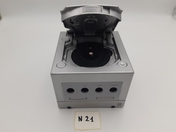 КОНСОЛЬ NINTENDO GAMECUBE DOL-001 PAL СЕРЕБРЯНАЯ