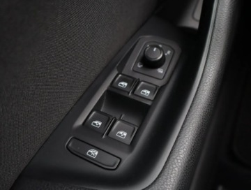Volkswagen Passat B8 Variant 1.6 TDI 120KM 2015 VW Passat 1.6 TDI, Navi, Klima, Klimatronic, zdjęcie 18