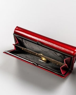 Stylowy damski portfel skórzany lakier duży na karty dokumenty w pudełku