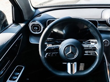 Mercedes GLC C254/X254 Coupe 2.0 220d 197KM 2026 MERCEDES-BENZ GLC 220 d 4-Matic AMG Line Suv 197KM 2026, zdjęcie 4