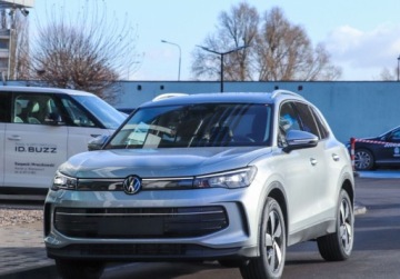 Volkswagen Tiguan III 2026 Volkswagen Tiguan LED Matrix, Climatronic, pakiet zimowy, dostepny od reki, zdjęcie 8