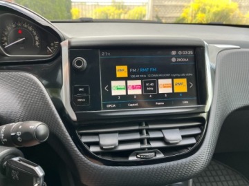 Peugeot 2008 I SUV Facelifting 1.2 PureTech 82KM 2018 Peugeot 2008 1.2 benzyna 82 KM zarejestrowany w PL zadbany mozliwa zam, zdjęcie 10