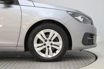 Peugeot 308 II SW Facelifting 1.5 BlueHDI 130KM 2019 Peugeot 308 1.5 BlueHDi, Salon Polska, zdjęcie 14