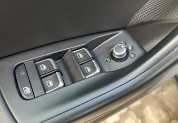 Audi Q3 I SUV Facelifting 2.0 TDI 150KM 2016 Audi Q3 S-Line 2.0 diesel 4x4 oplacony serwisowany bezwypadkowy Polecam, zdjęcie 27